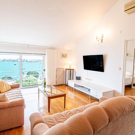 Apartment Umag Center Istria Croatia With Seaview By Rentistra Bagian luar foto