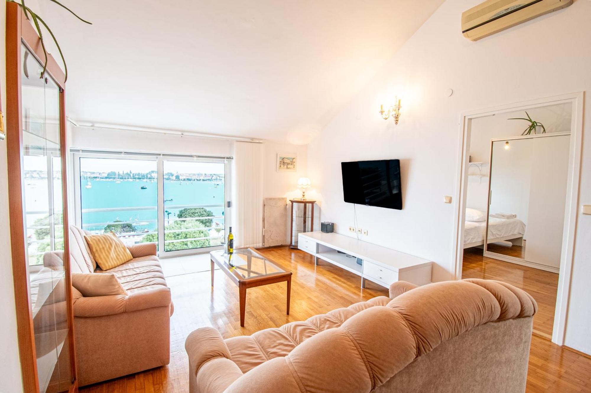 Apartment Umag Center Istria Croatia With Seaview By Rentistra Bagian luar foto